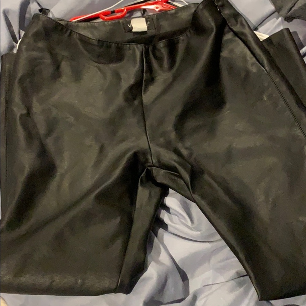 Venus Size 4 Black fake leather leggings